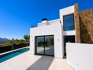 Semi detached house in Escandinavia-Cautivador