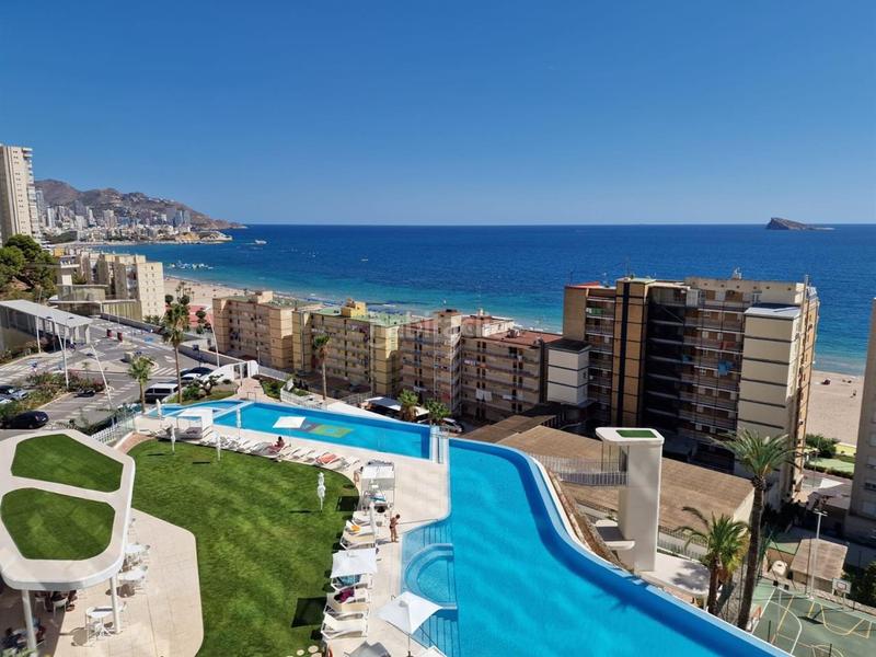 Foto 4a02a9e9-57bc-4e0a-8e7e-bffdc3c3410a. Piso en Playa Poniente Benidorm