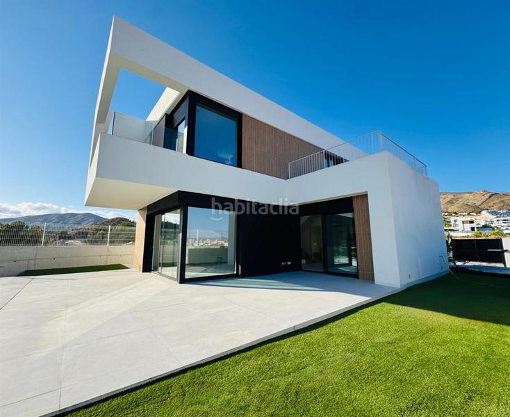Foto 8f78d708-1cef-4704-8cd3-9243b5f05eee. Chalet mit heizung parking pool in balcón de Finestrat-terra marina Finestrat
