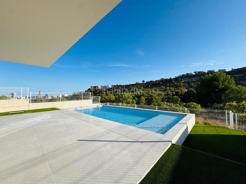 Foto 97d95de2-9812-4938-a9e0-a534b2a59059. Chalet mit heizung parking pool in balcón de Finestrat-terra marina Finestrat