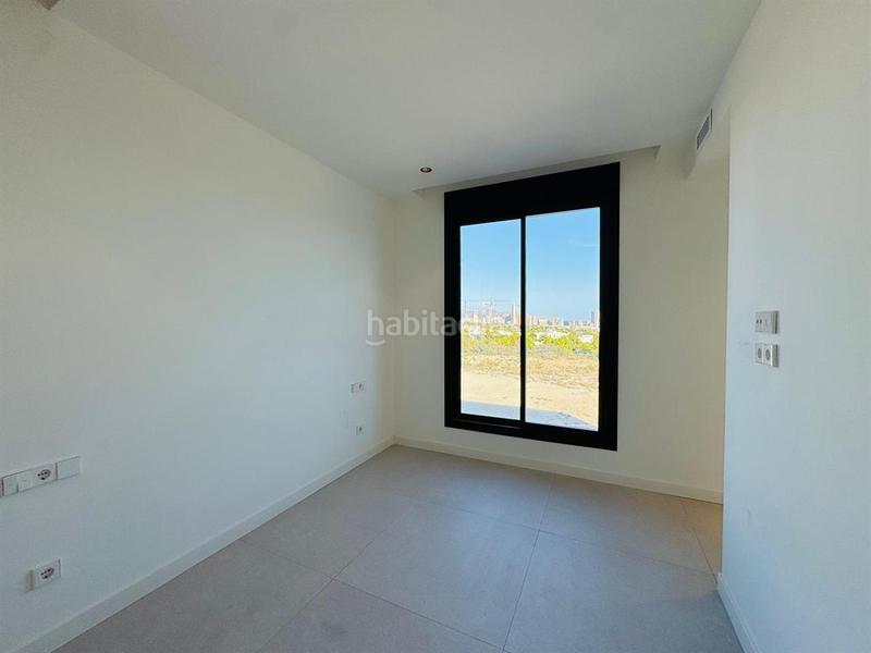 Foto 9982559d-4103-4f04-bc27-4bcfad897049. Chalet en balcón de Finestrat-terra marina Finestrat