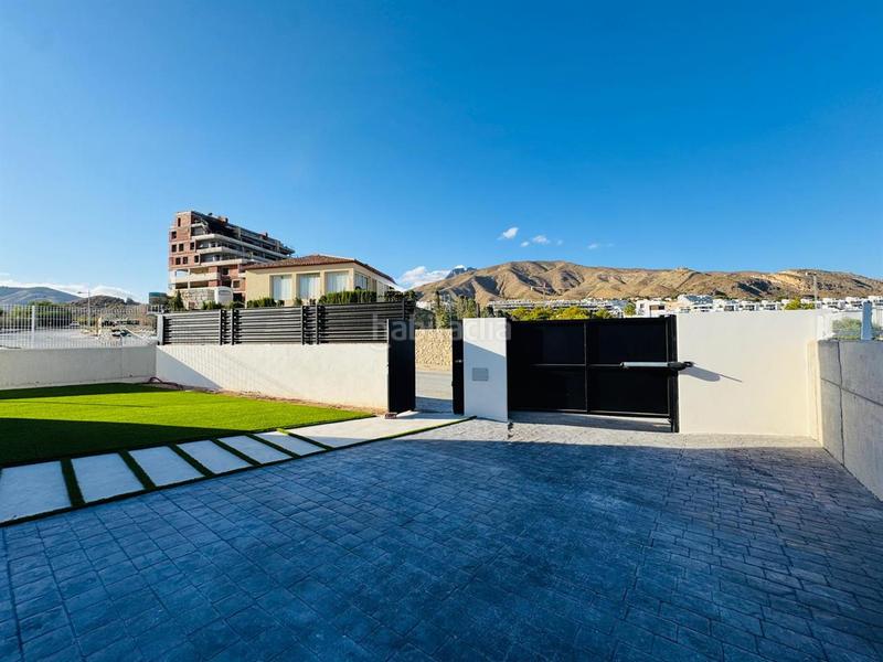 Foto a59c4739-d41a-4f54-9ebd-a245b07fe236. Chalet en balcón de Finestrat-terra marina Finestrat