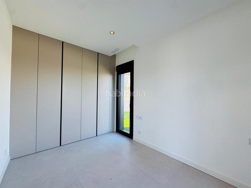 Foto d9dc1d57-36cb-4e66-8efe-8f7a8a0440b9. Chalet en balcón de Finestrat-terra marina Finestrat