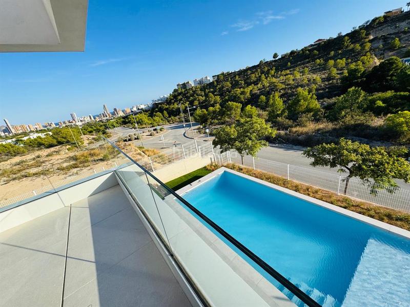 Foto 340e63b1-e874-4b56-9d0d-827dae6fe627. Xalet amb calefacció aparcament piscina a balcón de Finestrat-terra marina Finestrat
