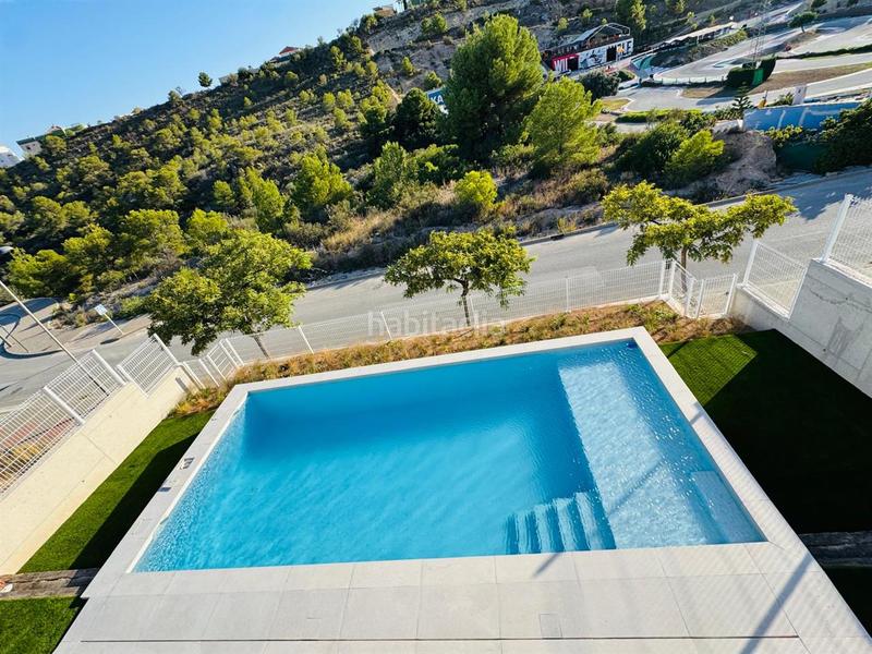 Foto fb52243a-2346-4bc1-9d65-cb910c741b93. Xalet amb calefacció aparcament piscina a balcón de Finestrat-terra marina Finestrat