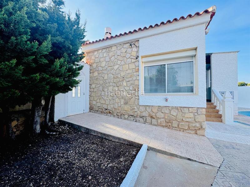 Foto 594c6425-ed1b-4d33-94fd-7bdc73f0a301. Chalet with heating parking pool in Montebello - Nou Espai Nucia (la)