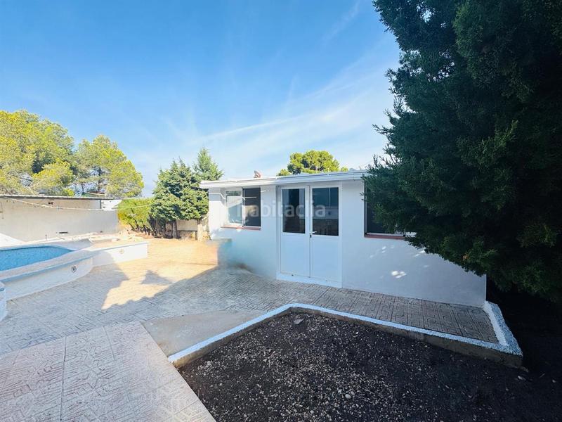 Foto 3f356f3c-06e9-401c-9de2-0f6d069255d5. Xalet amb calefacció aparcament piscina a Montebello - Nou Espai Nucia (la)