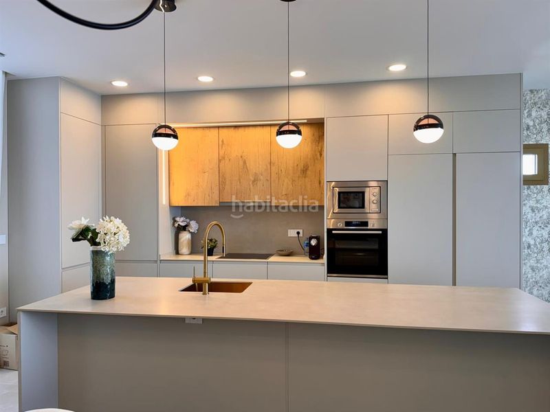 Foto 53d56a59-659c-4699-b7f5-50a0fd5b32f8. Pis amb calefacció piscina a Juzgados - Plaza de Toros Benidorm