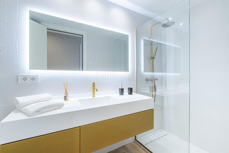 Foto a80ea141-05c9-45fb-9a10-7f818b1ff4d6. Pis amb calefacció piscina a Juzgados - Plaza de Toros Benidorm