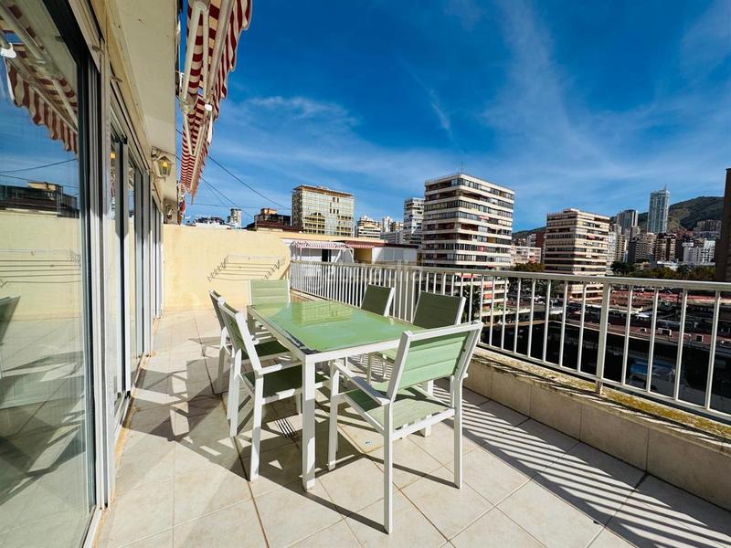 Foto 0689233f-24b1-45dc-8db8-04cff83e3cca. Appartamento con parcheggio in Playa Levante Benidorm