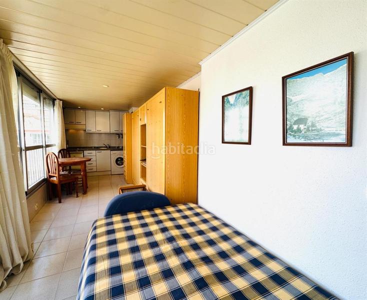 Foto 690c336c-d66e-4f93-843e-1514bfb9ca07. Pis amb aparcament a Playa Levante Benidorm