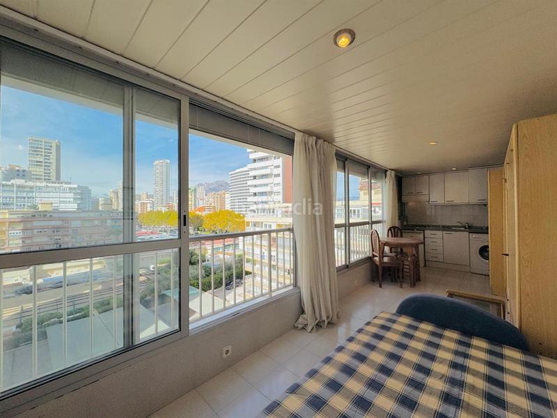 Foto a6a25127-ca48-4d06-a4c9-deee31e9634e. Pis amb aparcament a Playa Levante Benidorm