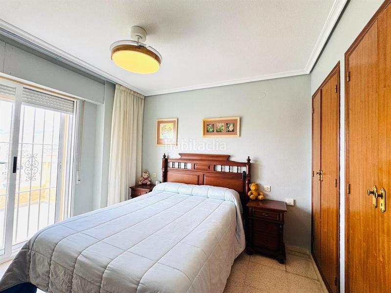 Foto 464a1100-dc74-45bc-976e-57683d70c11f. Chalet mit heizung parking pool in Sierra Helada Benidorm