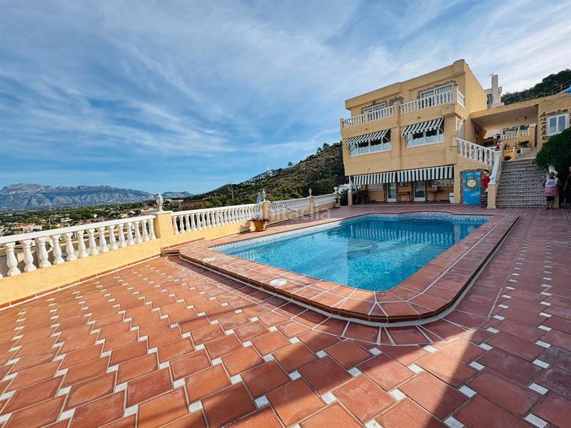 Foto e3b77f85-1f98-4a2c-840c-41490097539a. Chalet with heating parking pool in Sierra Helada Benidorm