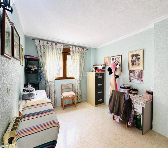 Foto e862f098-cbae-4bc4-9349-6bb1d21aa060. Chalet with heating parking pool in Sierra Helada Benidorm