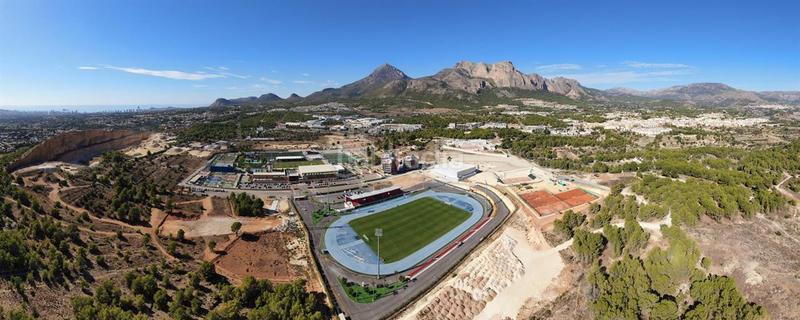 Foto b0055bbc-4432-4f68-874e-98f818138645. Terreny residencial a La Nucia Pueblo Nucia (la)