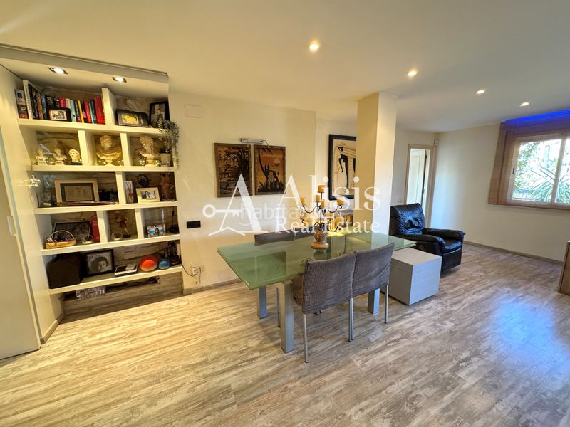 Foto 113e3125-5f90-40ff-817c-3e44d0df6ed9. Àtic amb calefacció aparcament piscina a Parc Central Sant Cugat del Vallès