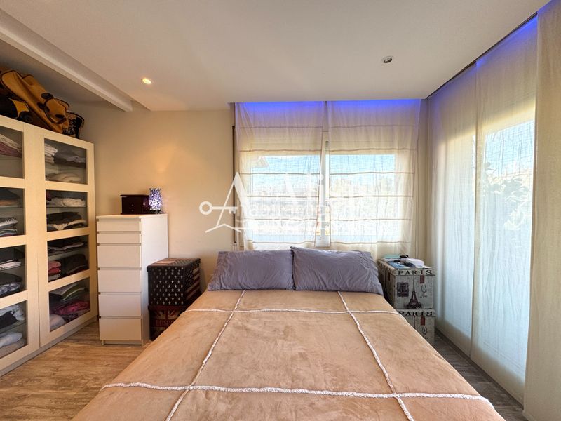 Foto 24abae7b-334d-4885-bec0-d9c76707ffff. Àtic amb calefacció aparcament piscina a Parc Central Sant Cugat del Vallès