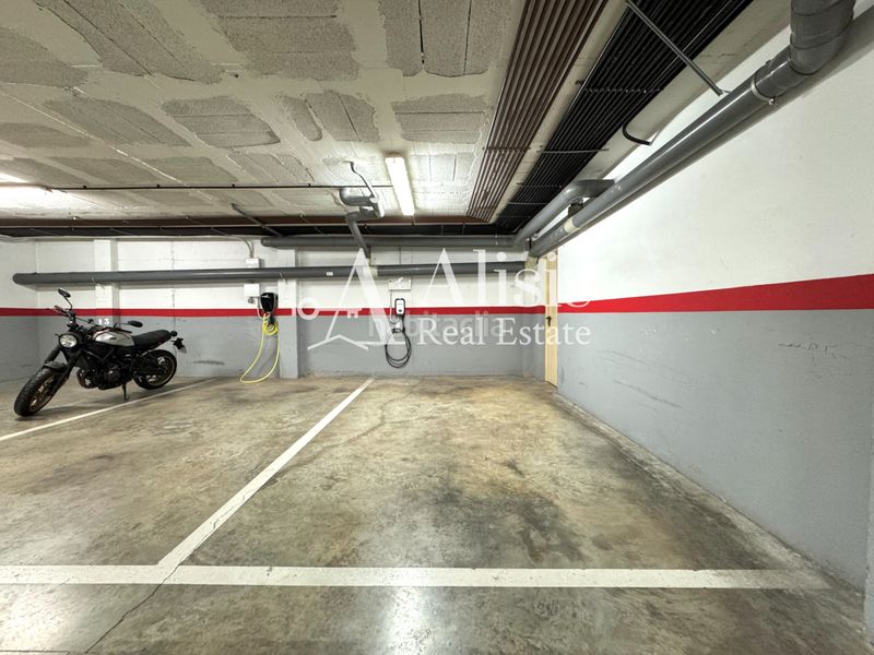 Foto 53a90ef7-457d-4ae0-9291-975b820f128b. Àtic amb calefacció aparcament piscina a Parc Central Sant Cugat del Vallès