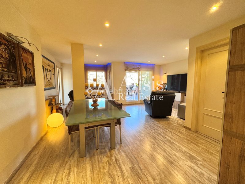 Foto 5a4d48fd-9dd9-469d-a340-fc83c6cc72c0. Àtic amb calefacció aparcament piscina a Parc Central Sant Cugat del Vallès