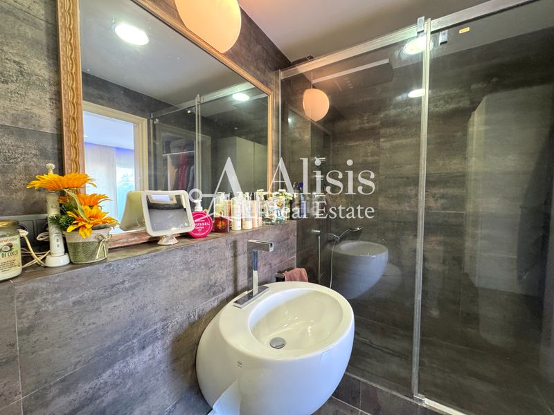 Foto 73d4011e-38e7-43e0-be8d-9dca2b2dec1d. Àtic amb calefacció aparcament piscina a Parc Central Sant Cugat del Vallès