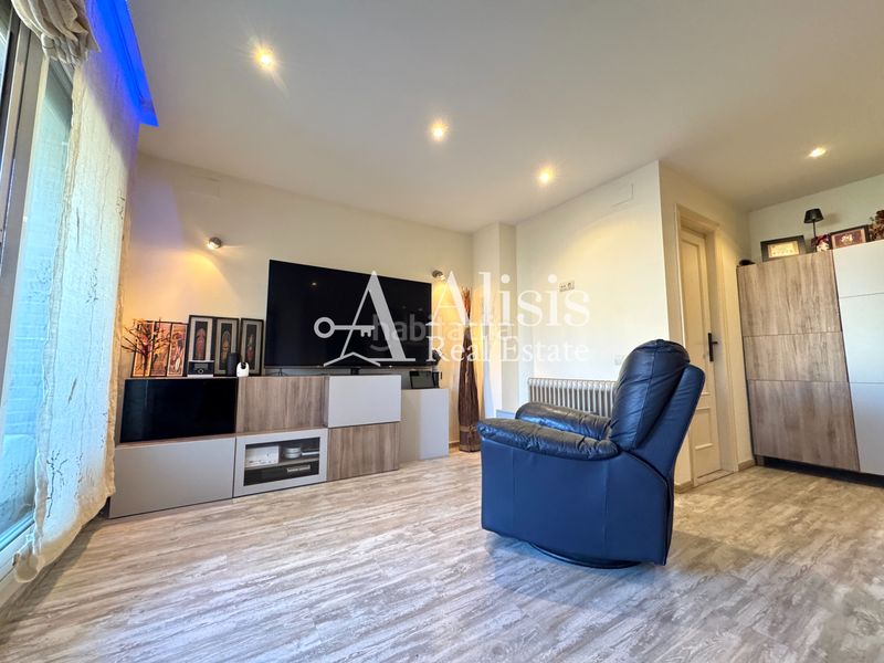 Foto 9d8286c3-96cb-415e-bc86-5e9d68b5d28d. Àtic amb calefacció aparcament piscina a Parc Central Sant Cugat del Vallès