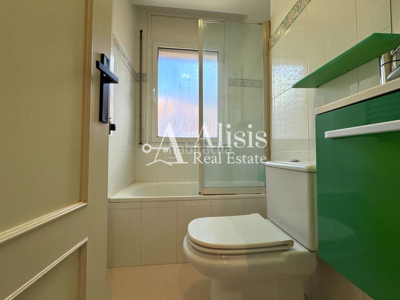 Foto d5eb3a7e-699f-41bc-a2dc-5ff4f1231bad. Àtic amb calefacció aparcament piscina a Parc Central Sant Cugat del Vallès