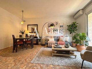 Casa a schiera in Pallejà. Exclusiva casa con ascensor privado, gran garaje y espectaculare
