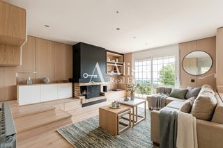 Casa in Pallejà. Casa a cuatro vientos con vistas panorámicas, gran parcela y pos