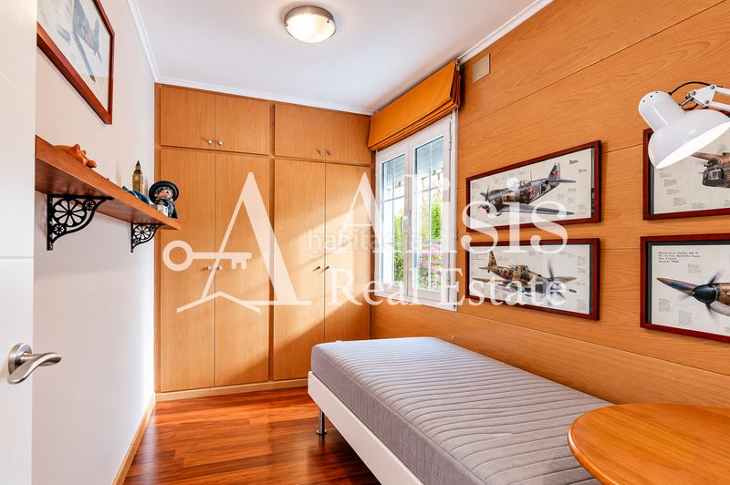 Foto fc57ed8e-f2da-4d24-9538-ca2e42c442b4. Casa amb calefacció aparcament a Pallejà