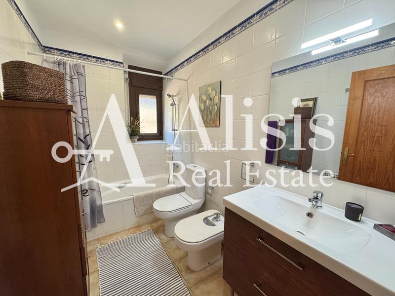 Foto 10b321e0-d4b2-4a34-aa22-b1d362e48bc8. Masía preciosa finca con piscina posibilidad de alojarse caballos en Òrrius