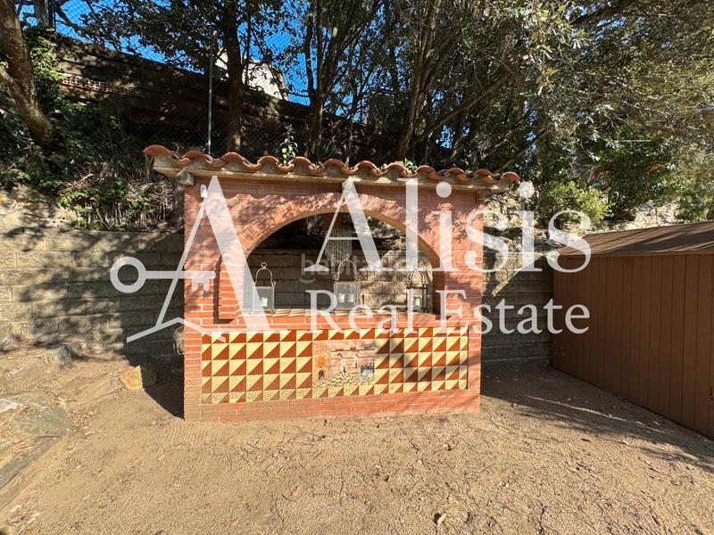 Foto 2c3d3184-4ea2-4b43-bafc-dc86d69c978a. Masía preciosa finca con piscina posibilidad de alojarse caballos en Òrrius