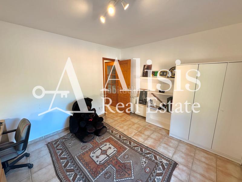 Foto 4d8cb547-9575-4847-8d10-d6cce40d4fb6. Masía preciosa finca con piscina posibilidad de alojarse caballos en Òrrius