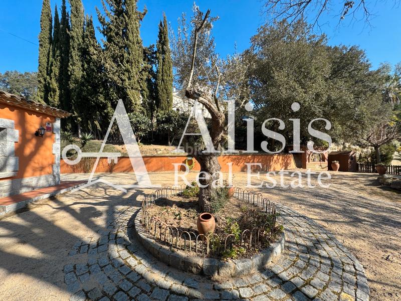 Foto 5ea32920-3579-4304-8f7f-eca859821e2d. Masía preciosa finca con piscina posibilidad de alojarse caballos en Òrrius