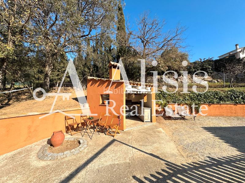 Foto 94637b0d-ed29-4d39-955e-286528e526b6. Masía preciosa finca con piscina posibilidad de alojarse caballos en Òrrius