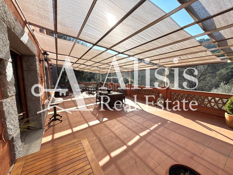 Foto a20ae22d-d09b-427f-b80e-47b2874dbf49. Masía preciosa finca con piscina posibilidad de alojarse caballos en Òrrius
