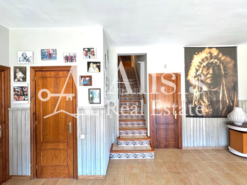 Foto ad0b66c0-0d21-4465-9cce-651b64890e88. Masía preciosa finca con piscina posibilidad de alojarse caballos en Òrrius
