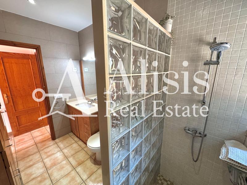 Foto e3aebe77-3d9b-4edd-8739-7ef61376d376. Masía preciosa finca con piscina posibilidad de alojarse caballos en Òrrius
