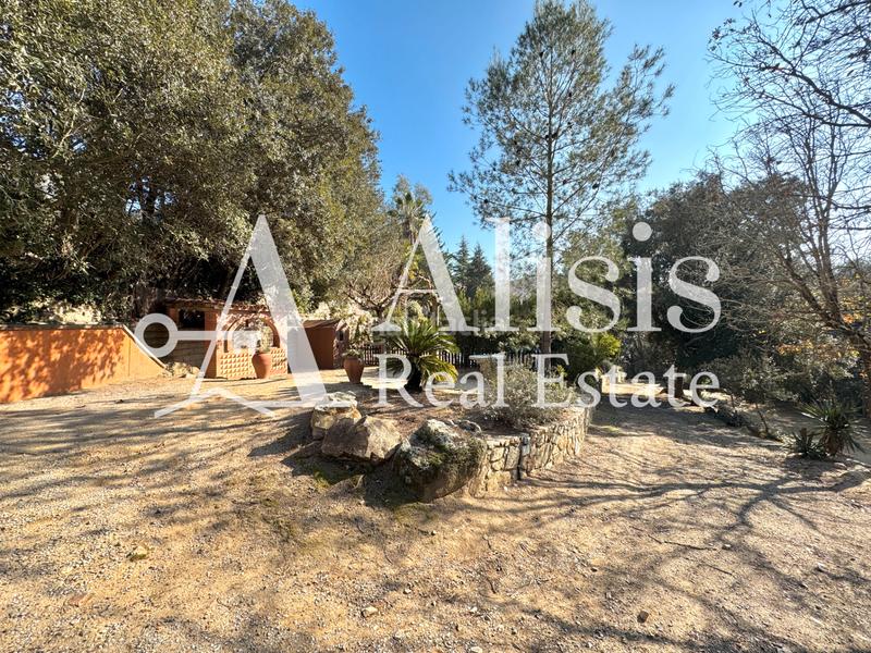 Foto e69c68ac-f5fa-4485-a1e9-fb2f99c6ce69. Masía preciosa finca con piscina posibilidad de alojarse caballos en Òrrius