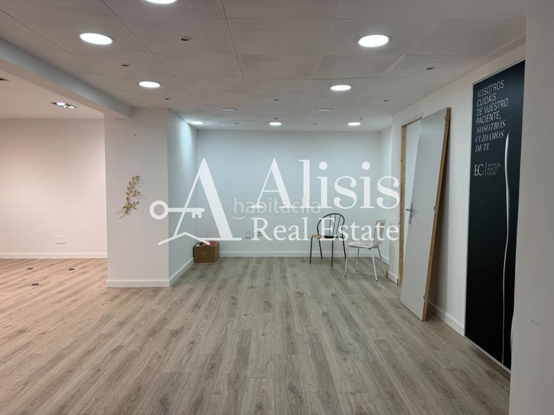 Foto 347c0163-eb94-4b29-a4f9-ad7ee83f9011. Location local commercial dans Sant Vicenç dels Horts