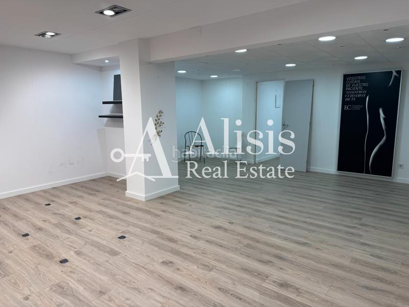 Foto 91186c6b-6f94-41a8-8024-f4cd97234e26. Location local commercial dans Sant Vicenç dels Horts