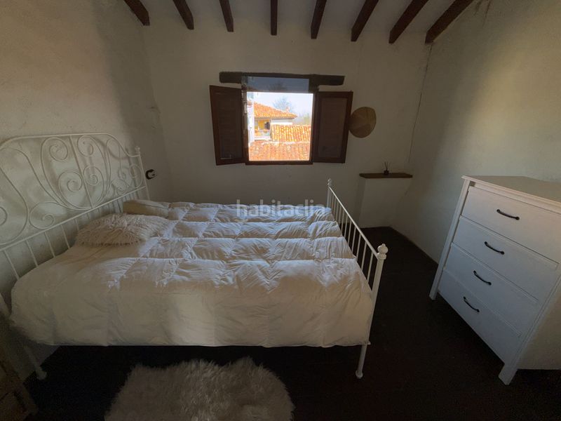 Foto 67429616-fc53-4368-9919-2ccd073480c2. Casa adossada a Parres