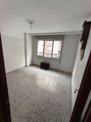 Pis  Calle felicidad. Piso con ascensor para reformar en calle felicidad, gijón.