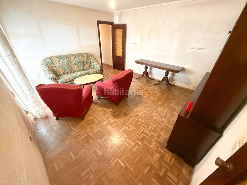 Foto a6a6f4d1-7298-41e9-8ded-e06372372c36. Pis a Centro Avilés