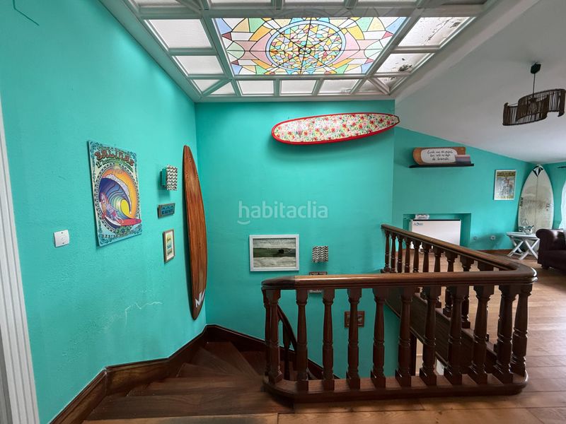 Foto b8a5b8a7-3921-42cc-9ad2-99eae2dc72f6. Casa aparellada a Salinas Castrillón