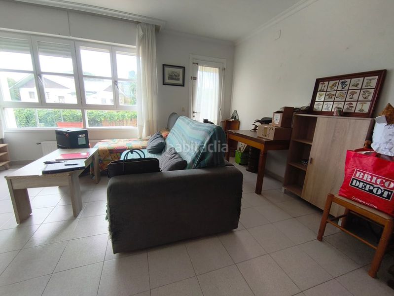 Foto 40fa1edd-d171-42a5-b85a-0758dee38c20. Casa adossada a Valdés