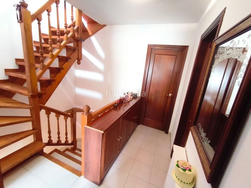 Foto c4fd8364-7e0f-4ae2-8a3a-86d495c8c40b. Casa adossada a Valdés