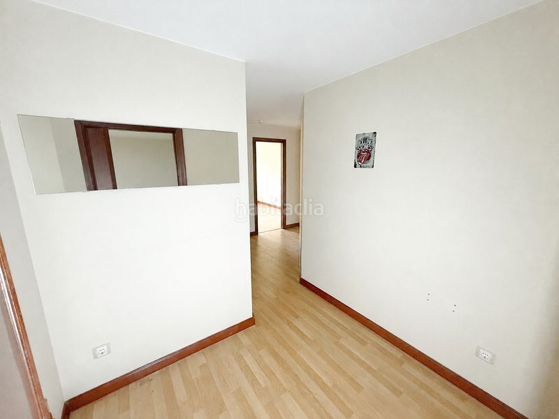 Foto 93700cf6-b196-40d9-8d7d-fda225207cc4. Piso  en cabañaquinta, en Aller