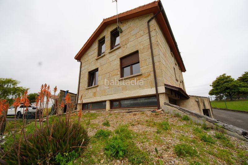 Foto 54bd42d2-e7ba-4bc9-b8cc-7513c1870a44. Chalet dans Quintes - Arroes Villaviciosa