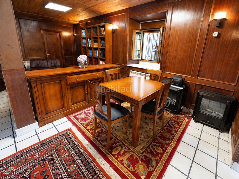 Foto b2d079e6-d2df-426a-8949-d94f7769a5e8. Casa amb aparcament a Salas